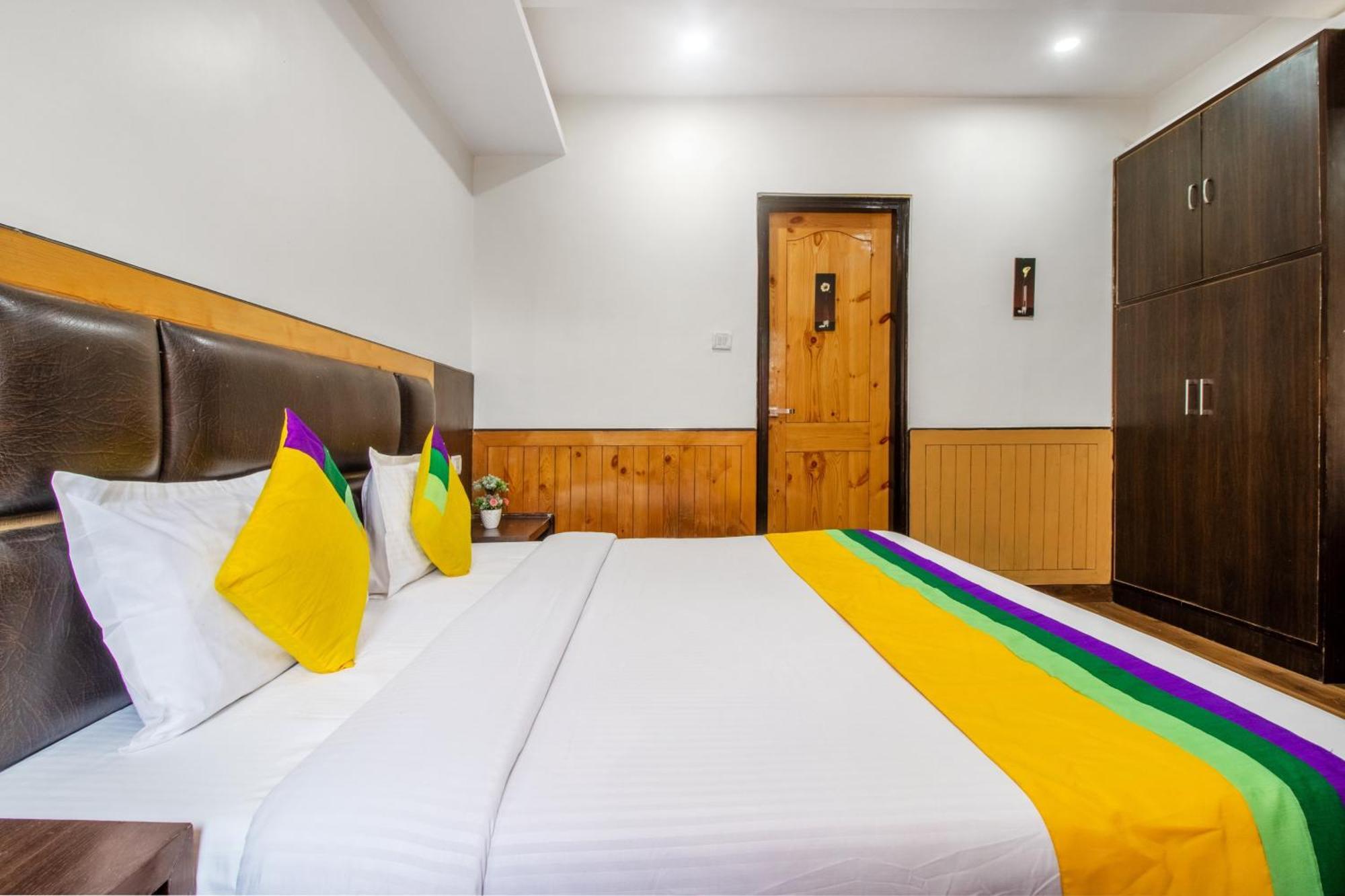 Itsy Hotels Avantika With Forest View Shimla Zewnętrze zdjęcie